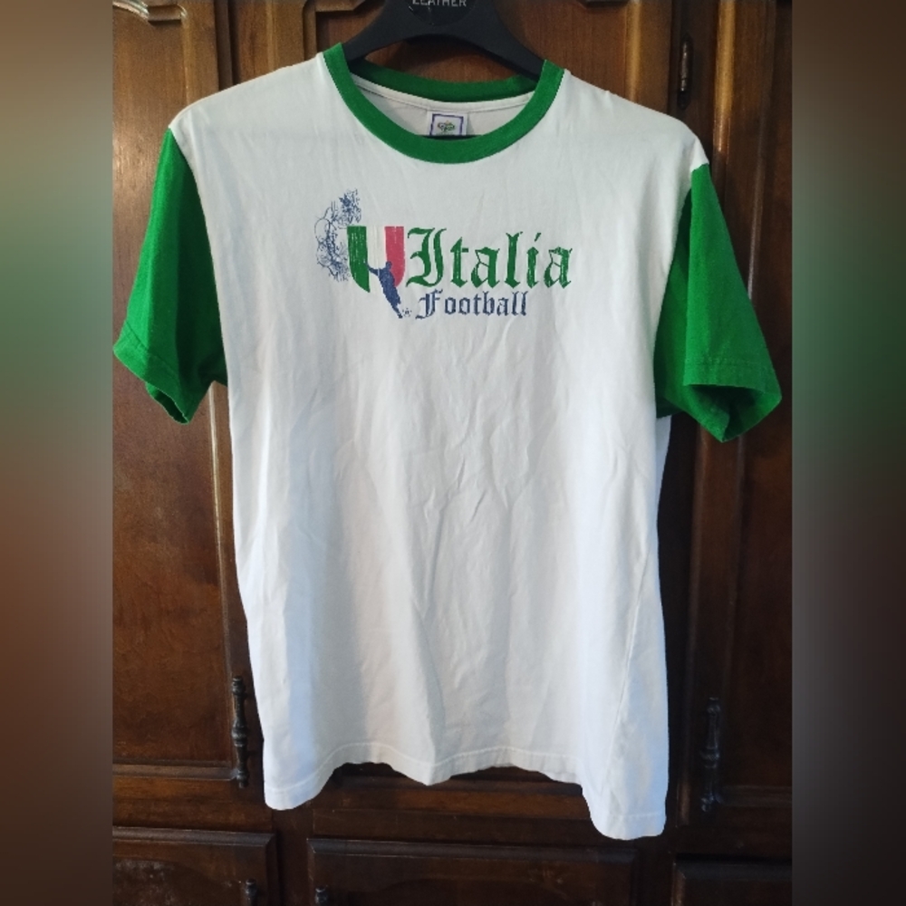 Italia Football Men's Green and White Tee